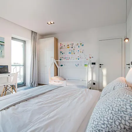Villa 22 *
